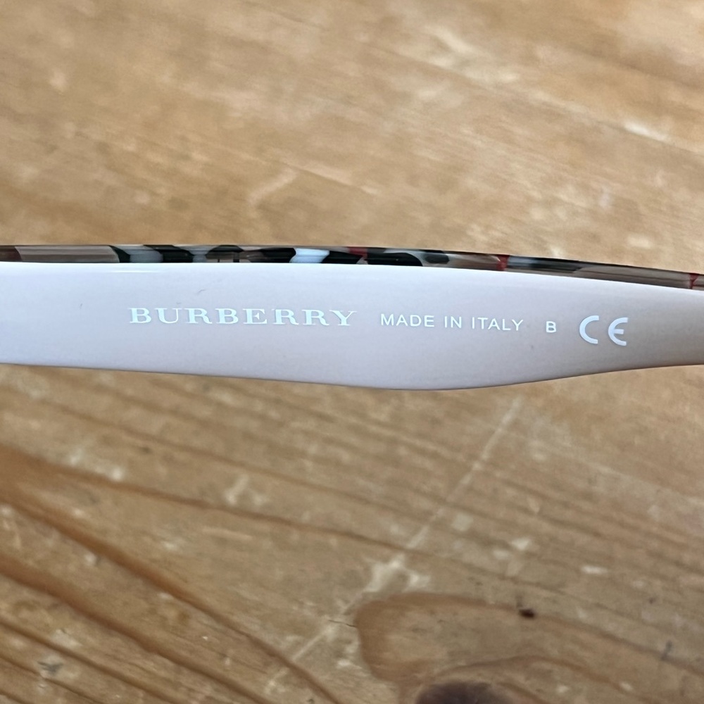 Burberry Black Cat-Eye Sunglasses with Case - Picture 10 of 13
